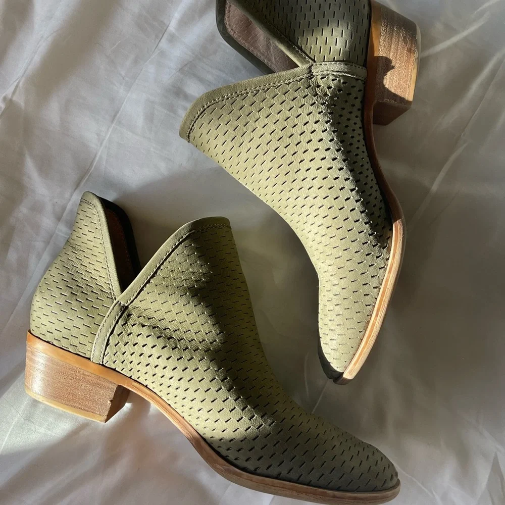 Lucky Brand Booties - Picture 1 of 5